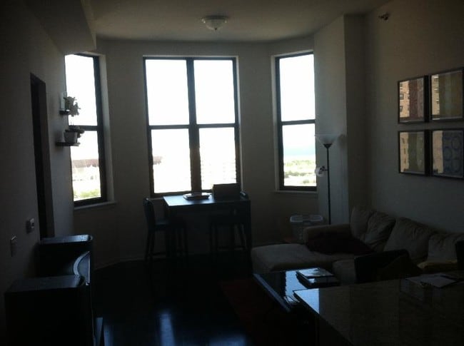 Photo - 1464 S Michigan Ave Apartment