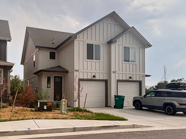 Building Photo - Brand New 3-Bedroom Townhomes Available
