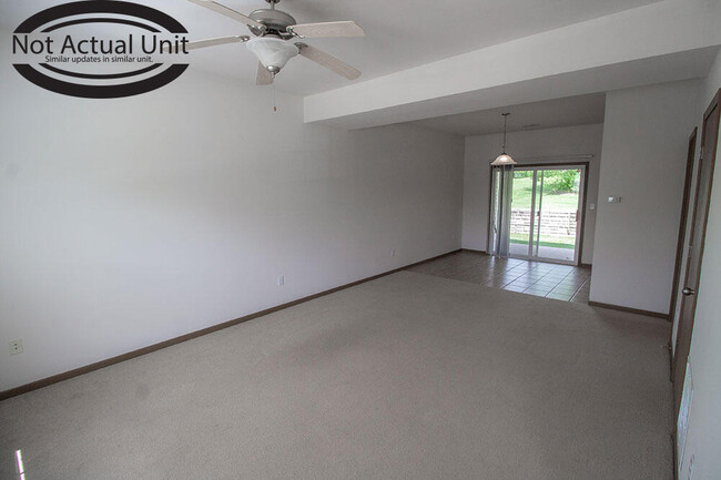 Building Photo - 1635 Citadel Dr