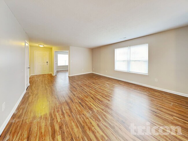 Foto del edificio - 7335 Mosaic Dr