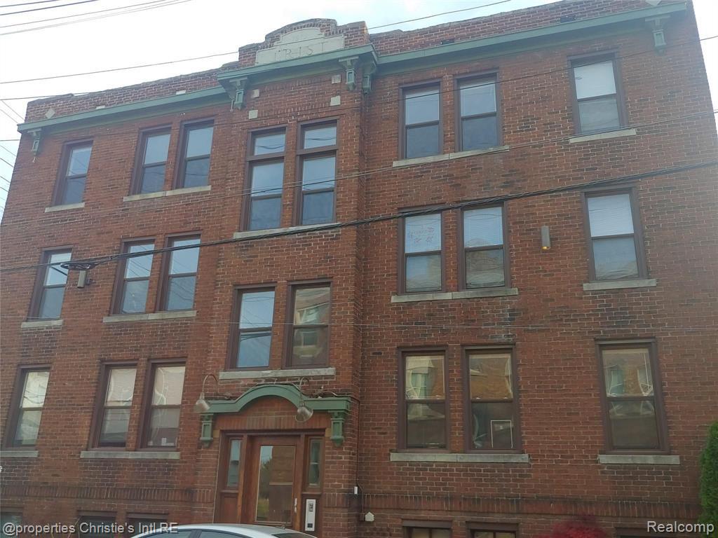 Primary Photo - 1535 W Canfield St