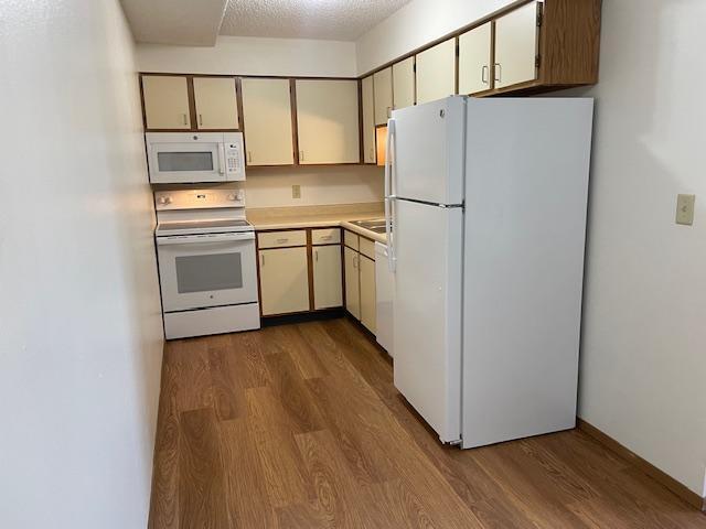 Building Photo - 1427 Aber Ave, Unit 4