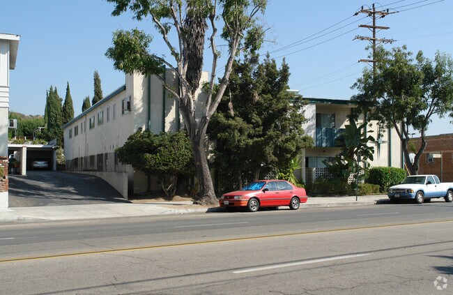 Building Photo - 232 N Verdugo Rd