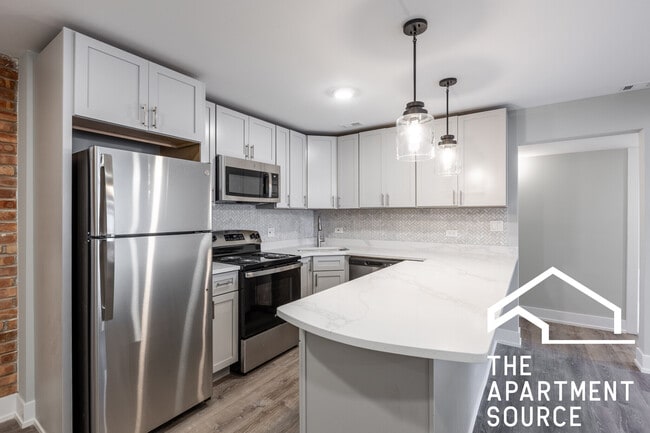 Foto del edificio - 1214 N La Salle Dr