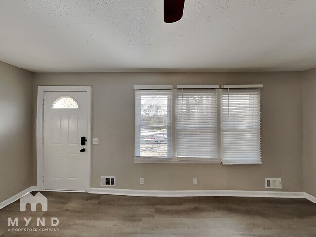 Foto del edificio - 5438 Brandon Ct