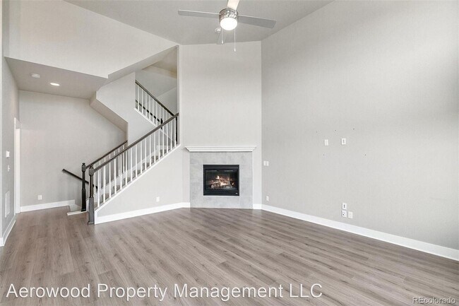 Building Photo - 3 br, 3 bath House - 2660 N Moline Street