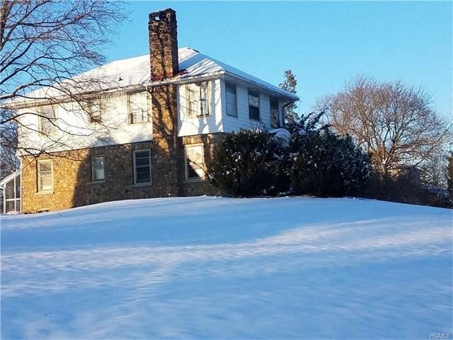 Primary Photo - 255 Cedar Cliff Rd