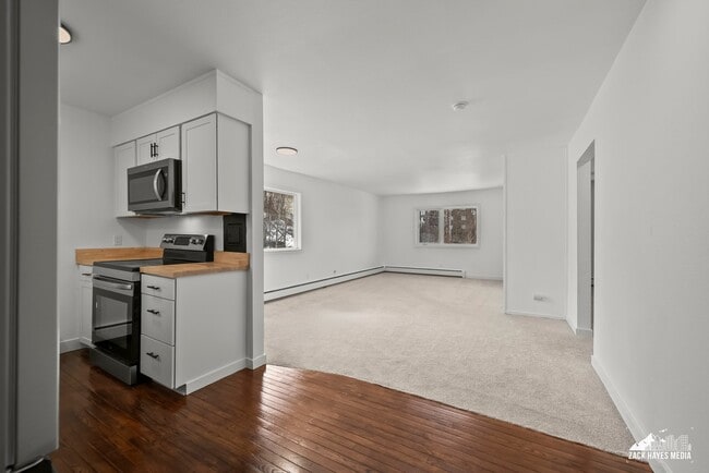 Building Photo - 436 E 11th Ave