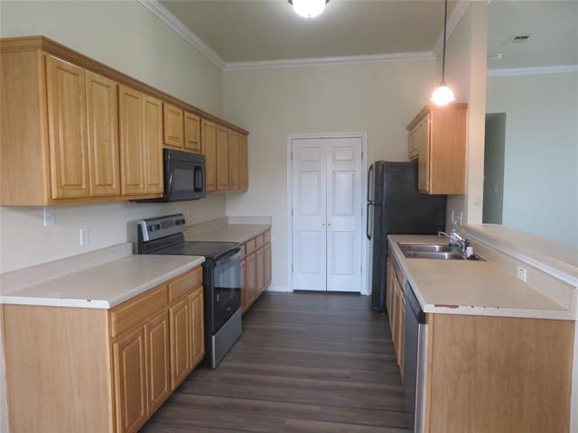 Building Photo - 100 Roaring Springs Dr