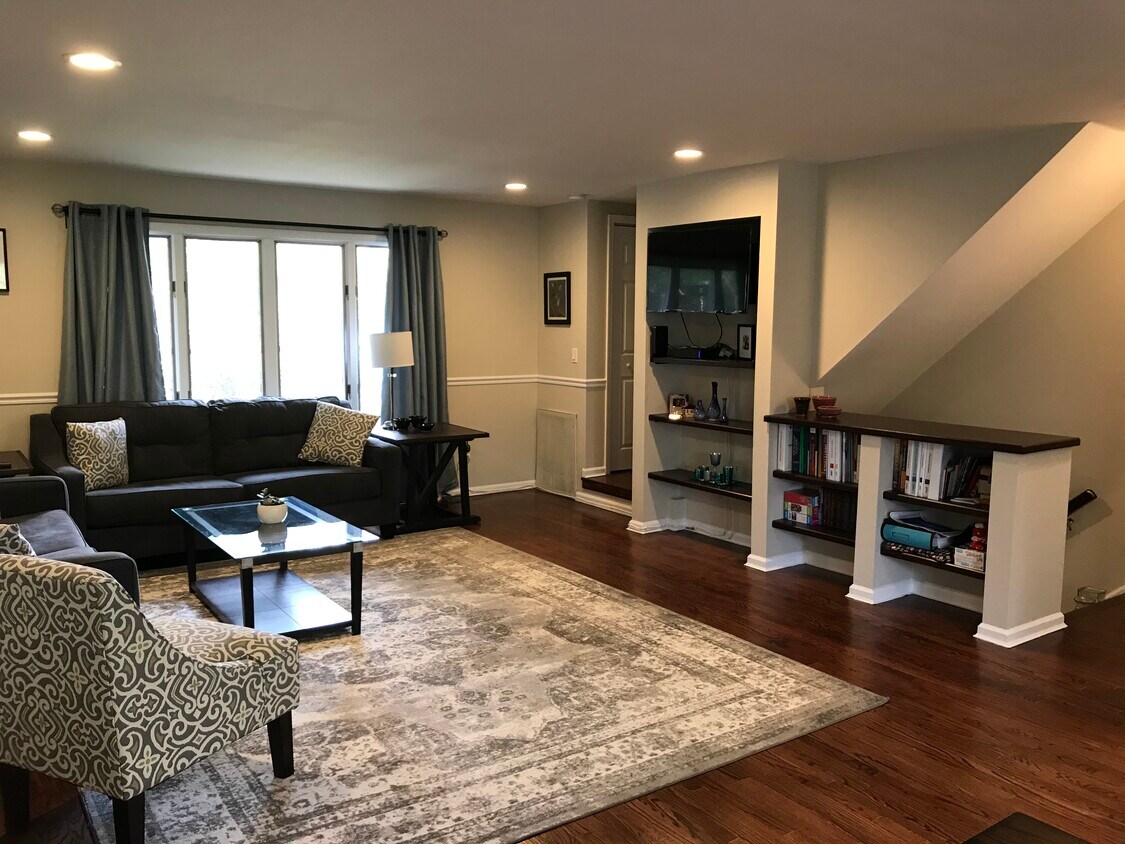 Foto principal - 352 Bloomfield Ave