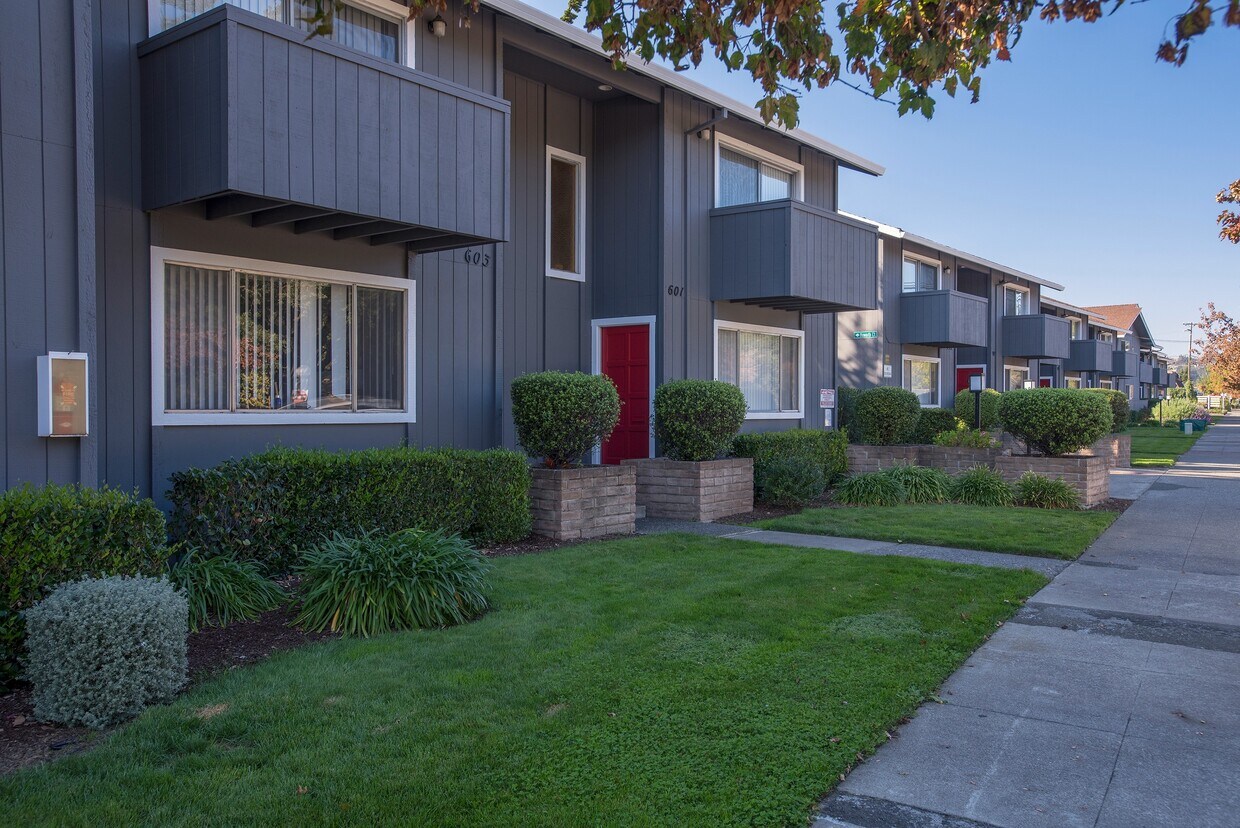 Foto principal - Spring Lake Apartments