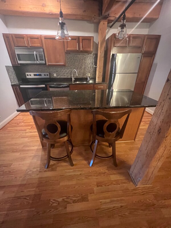Foto principal - 25 Cedar St
