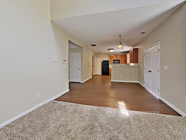 Building Photo - 3090 Waterplace Cove