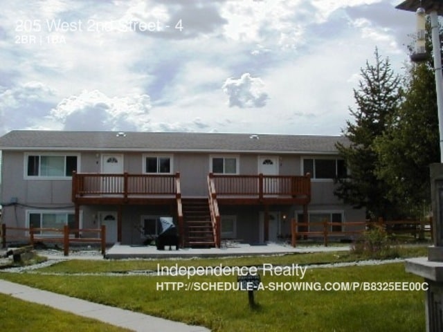 Primary Photo - 205 W 2nd St