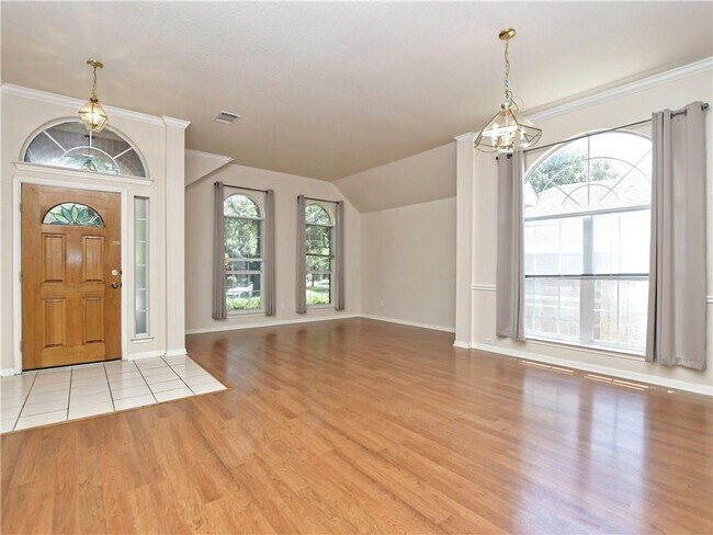 Building Photo - 1725 Dapplegrey Ln