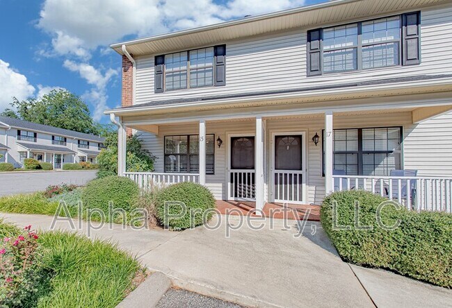 Photo - 408 Townes St Apartment