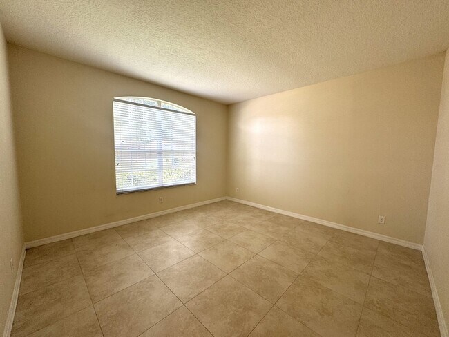 Building Photo - 13521 Old Dock Rd