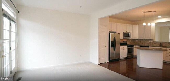 Building Photo - 13926 Lullaby Rd