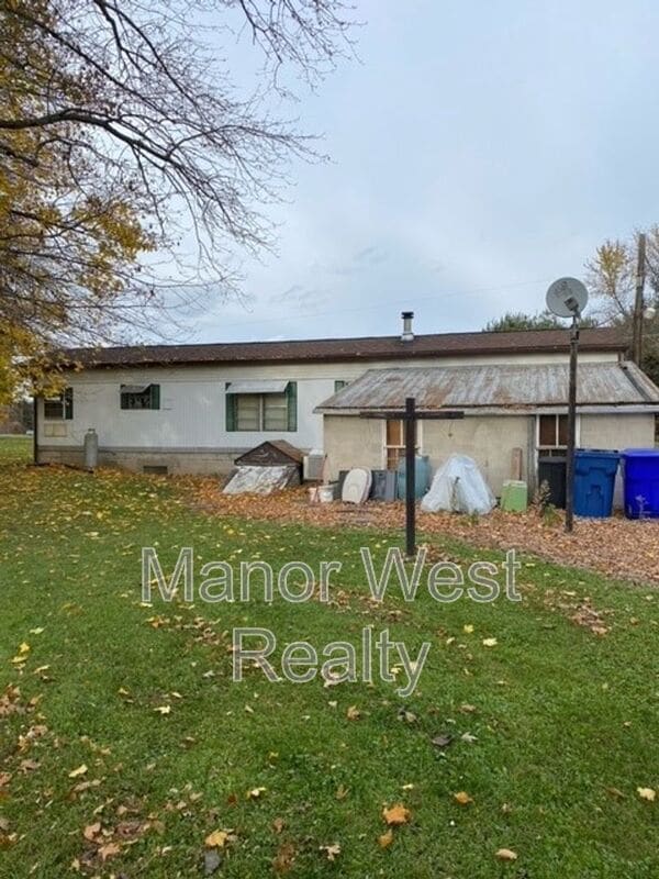 Building Photo - 390 Smith Rd