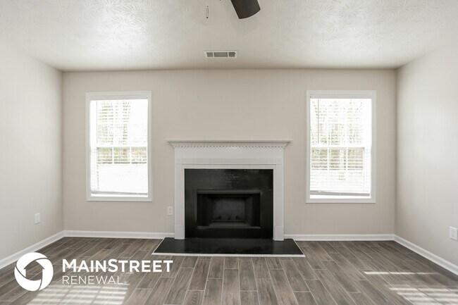 Foto del edificio - 210 Makenna Dr