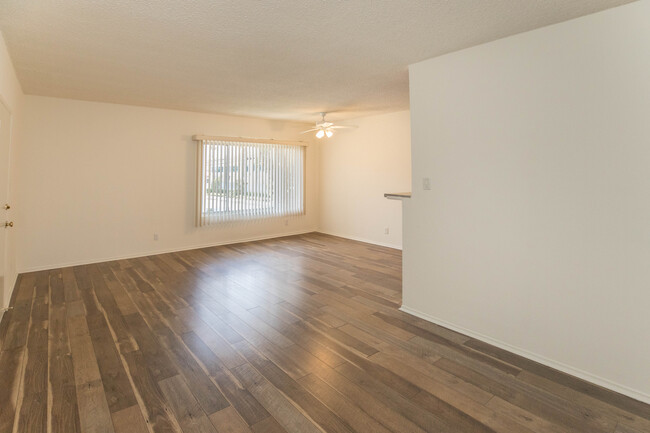 Building Photo - 4170 Inglewood Blvd