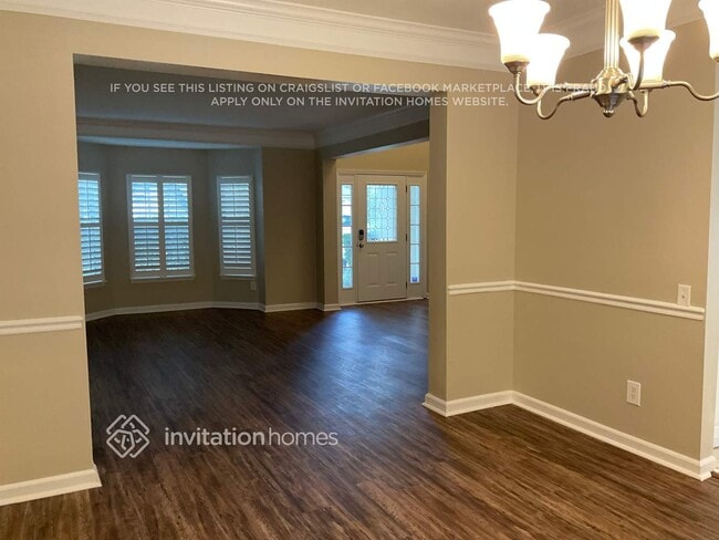Foto del edificio - 8519 Glenbury Ct N