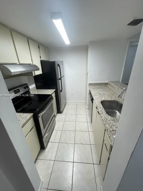 Building Photo - 6995 NW 186th St