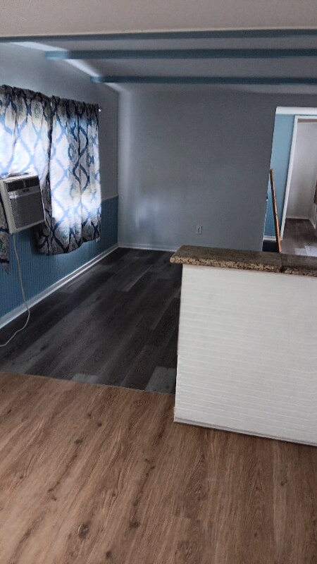 Foto del edificio - 4038 Joy Rd