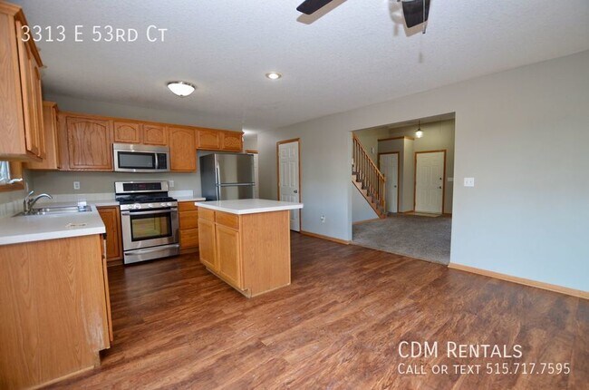 Building Photo - Executive Home In Brook Run!