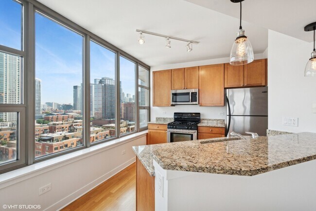Foto del edificio - 200 N Jefferson St