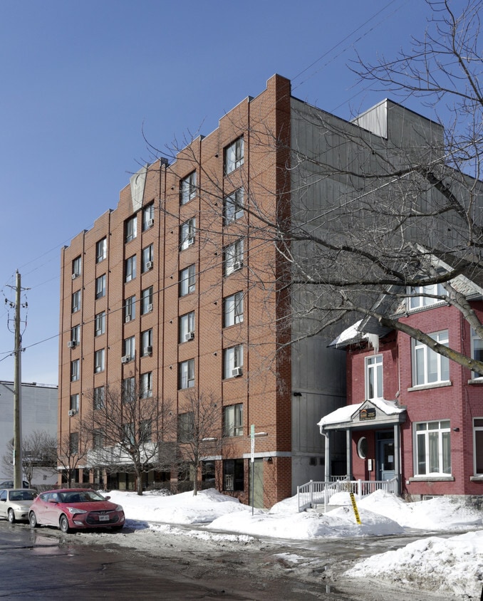 Options Bytown Apartments 379 Gilmour St Ottawa, ON