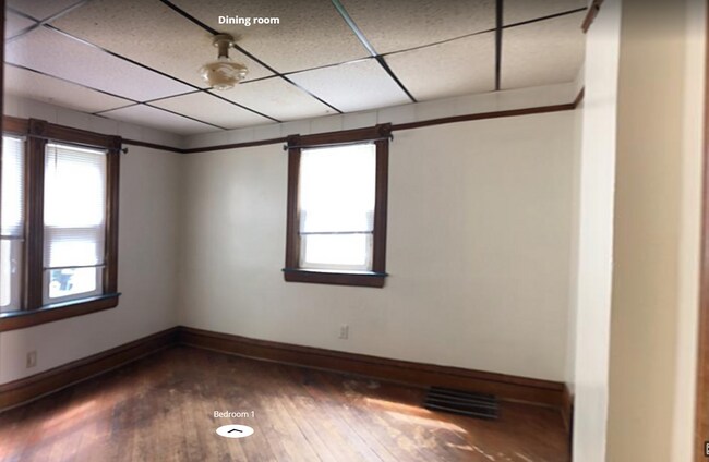 Building Photo - 425 Fairchild St