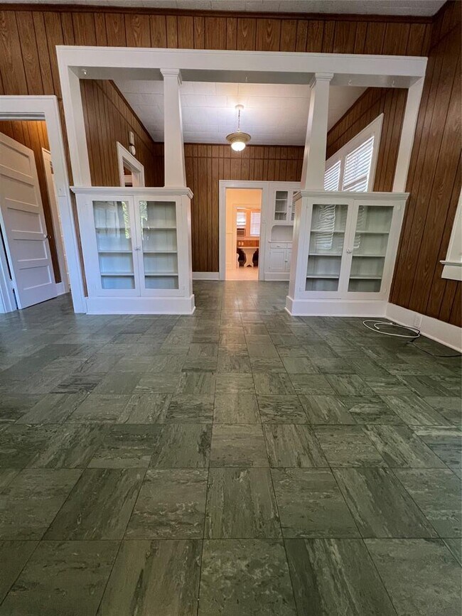 Foto del edificio - 3708 Harmon Ave