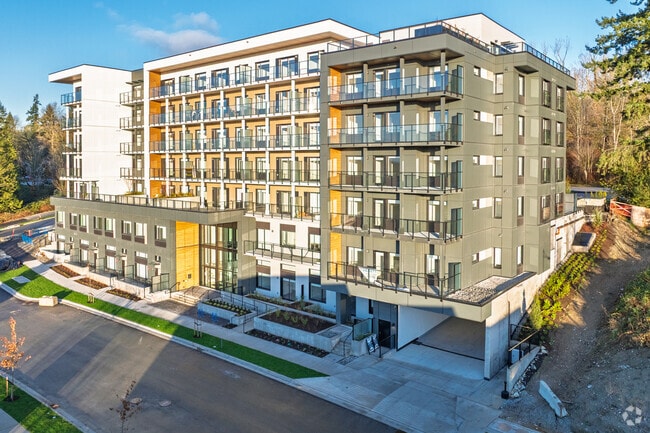 Accès calme sur Pierview Cres - The Everett Marine & Kerr