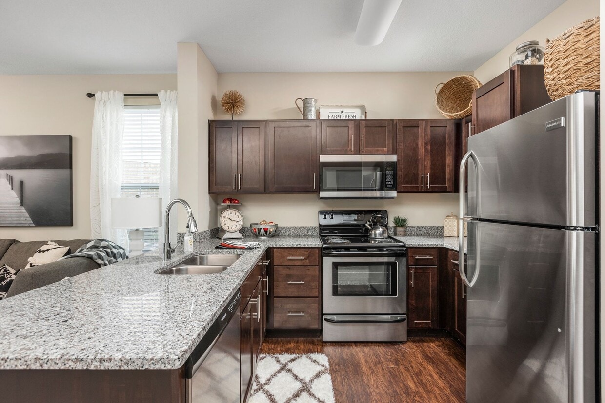 Primary Photo - Overture Flats