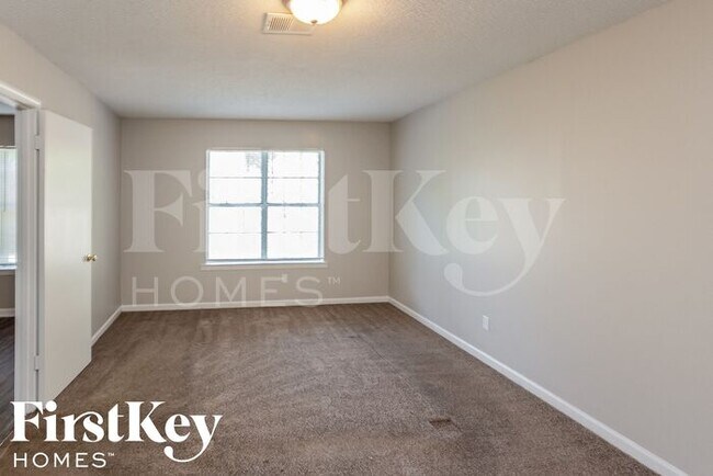 Building Photo - 6756 Burlingame Dr