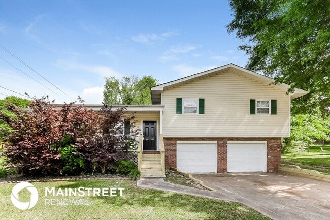 Building Photo - 15 Pine Valley Dr