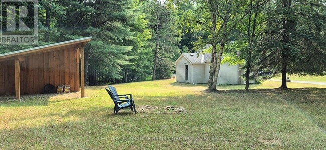 Building Photo - 176 Bay Lake Rd