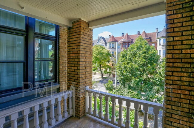 Foto del edificio - 2417 Eutaw Pl