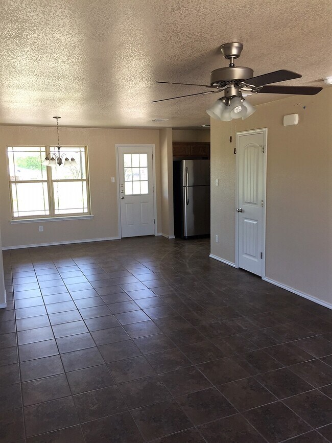 941 Brookview Dr, Copperas Cove, TX 76522 Townhome Rentals in