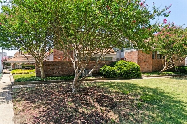 Photo - 18240 Midway Road Unit 905 Townhome