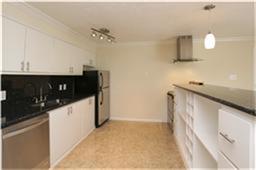 Building Photo - 5111 Schuler St