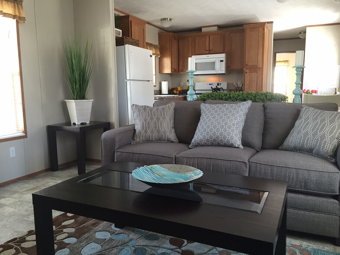 20 Geneva Rd, Lakehurst, NJ 08733 House Rental in Lakehurst, NJ