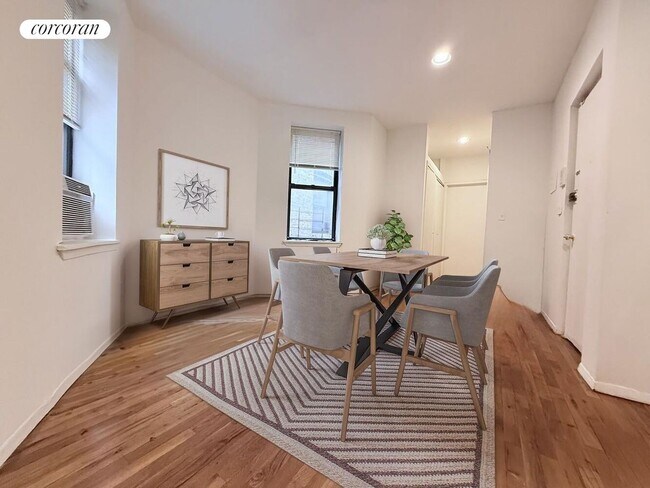Foto del edificio - 235 E 53rd St