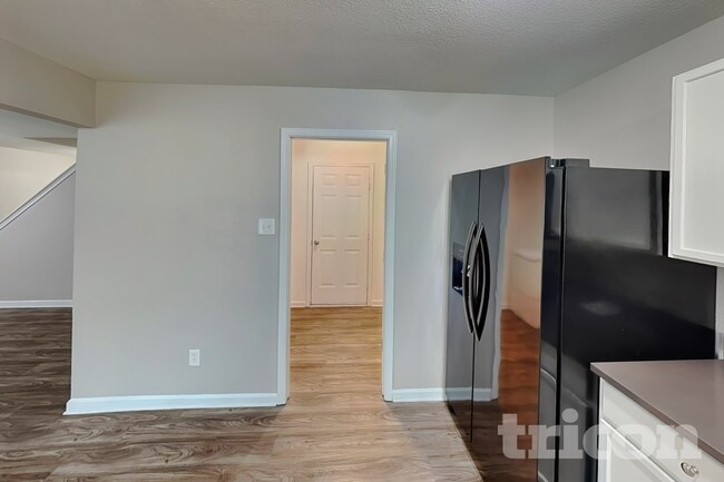 Building Photo - 1362 Cadre Cir