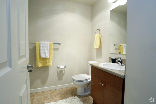 Bathrooms - Avion Apartments