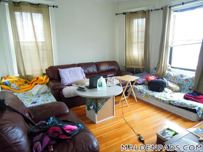 Building Photo - 17-19 Washington St.