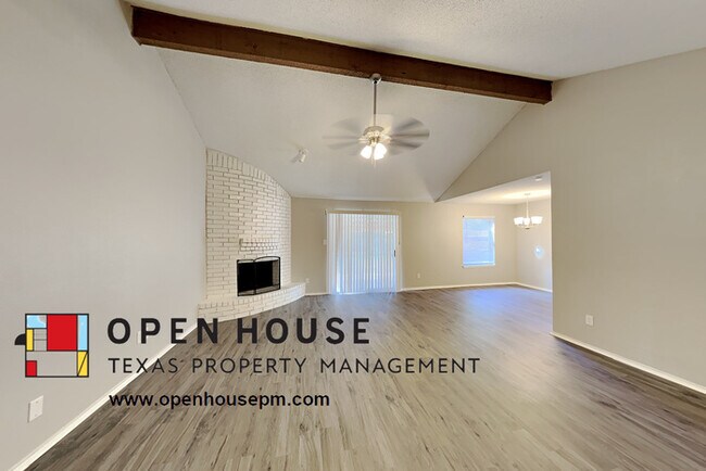 Building Photo - 6306 Big Springs Dr, Arlington