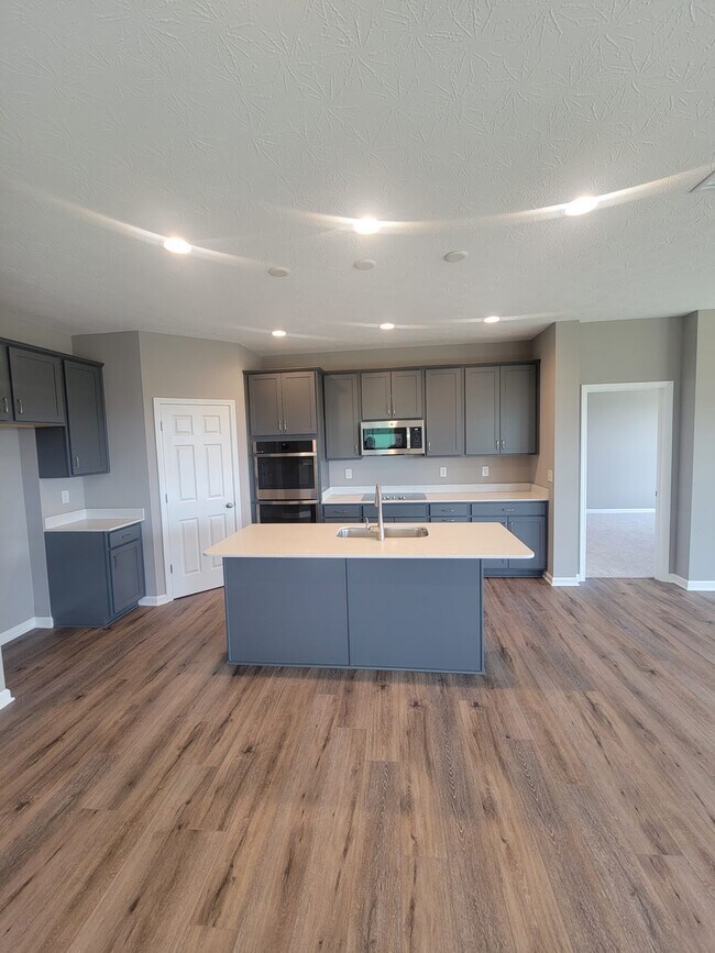 Building Photo - 4613 Bethel Cove Dr