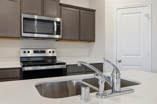 Building Photo - 805 Trough St